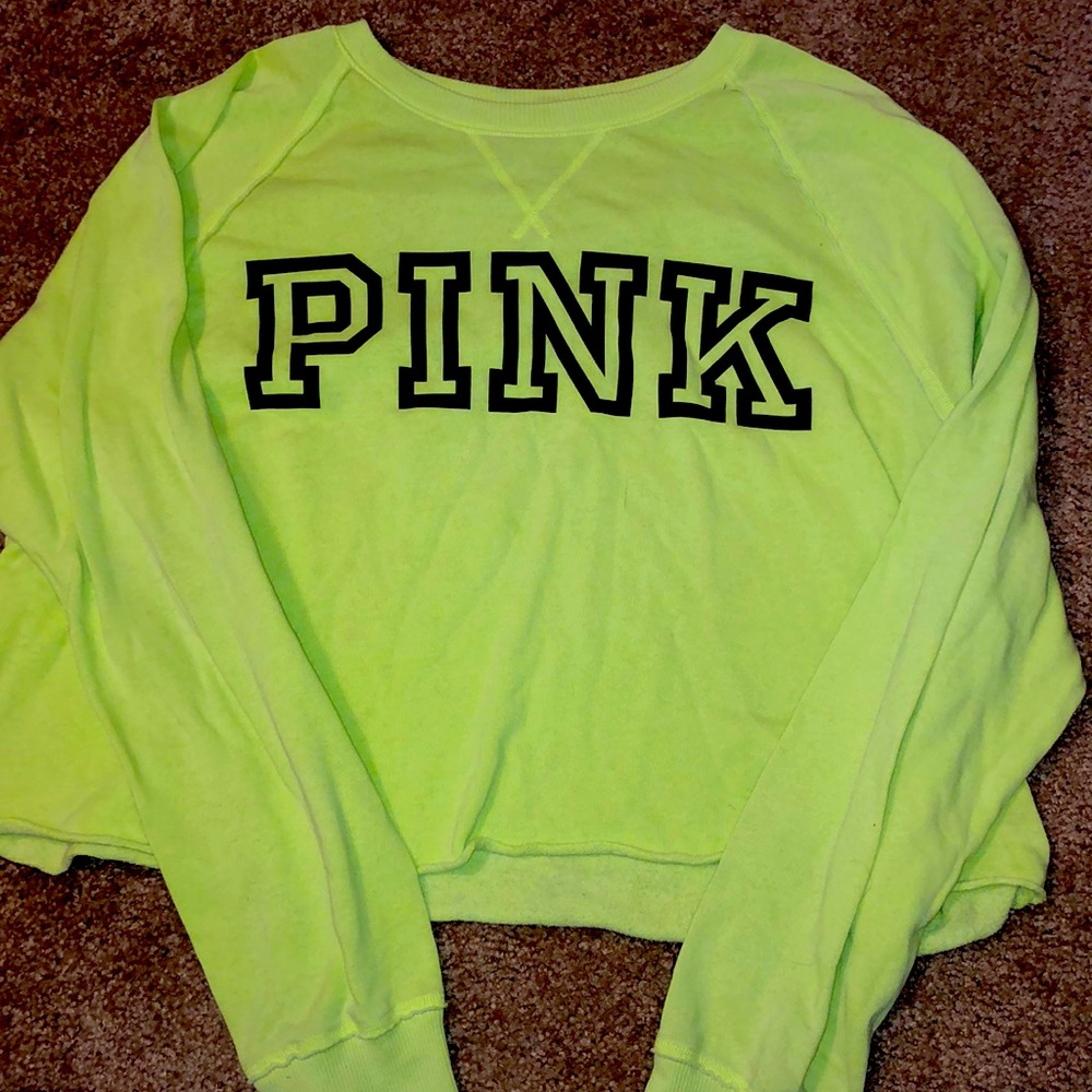 VS Pink sweatshirt